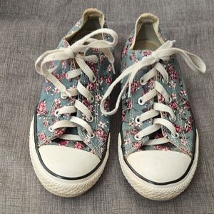 Converse Cream Canvas Sneakers